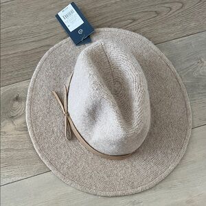 Universal Thread Tan Wool Fedora Hat